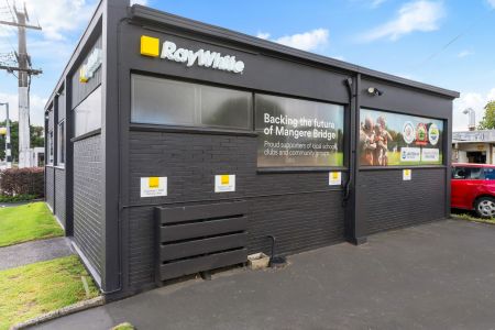 13602465_28-328-17_photo_print edit.jpg